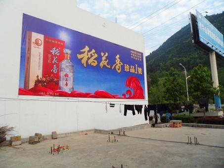三门墙体喷绘广告效果怎么样？