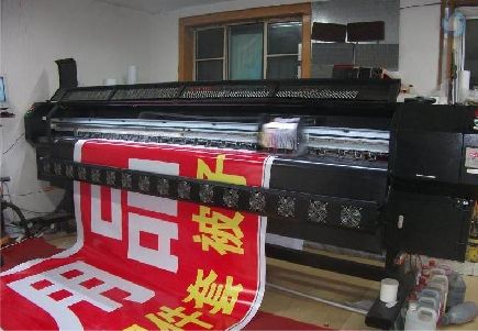 三门喷绘广告分辨率是多少？